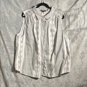 Roaman's top plus size 26W Black and White Geometric Blouse lightweight pleated‎